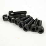 Lot de 8 vis acier noir diamètre M5, longueur 20 mm, tête cylindrique